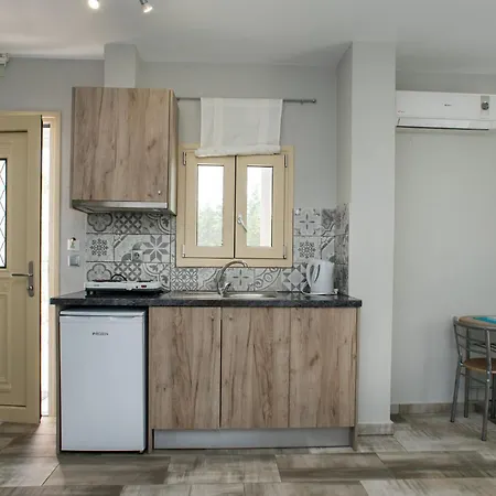 Thea Athos Apartman Limenária