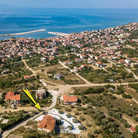 Thea Athos לימנריה