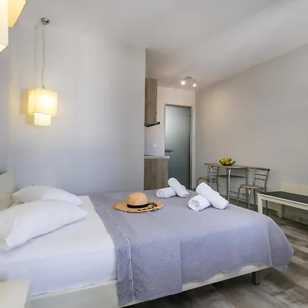 Appartamento Thea Athos *