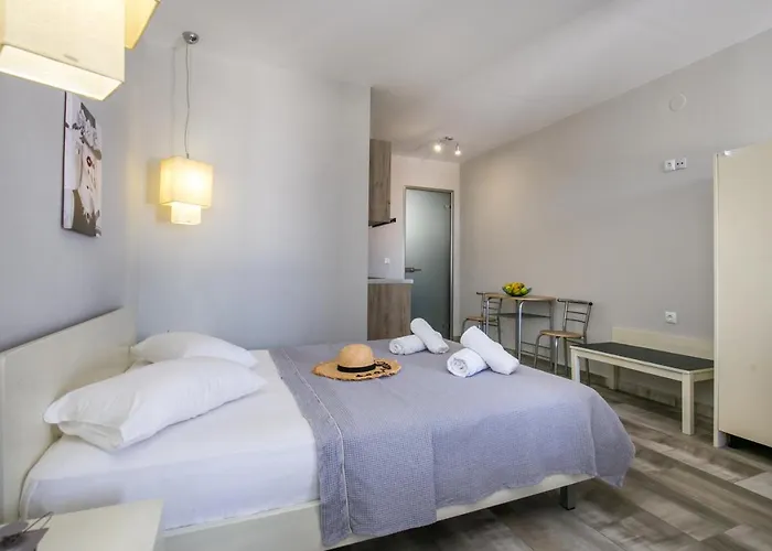 아파트 Thea Athos *